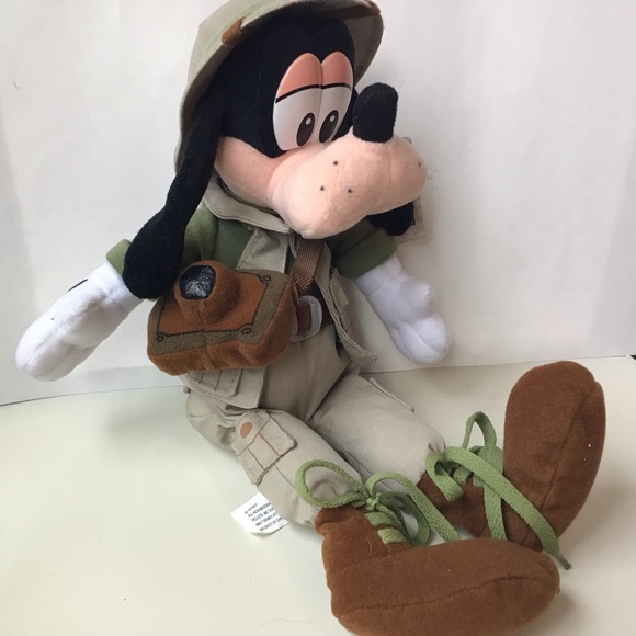 Disney Other 2 Inch Safari Goofy Plush Bean Bag Animal Kingdom